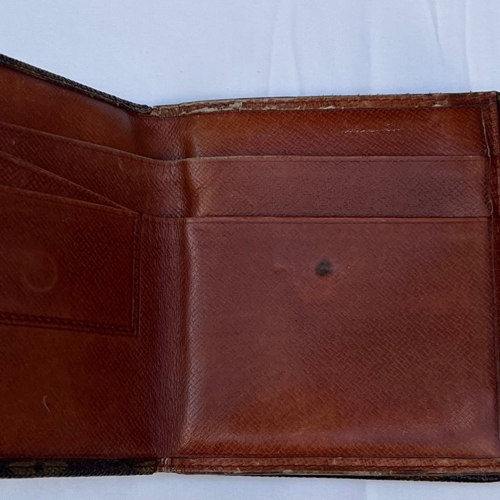 LOUIS VUITTON Vintage Monogram Elise Envelope Bi-Fold Wallet - Picture 8 of 15